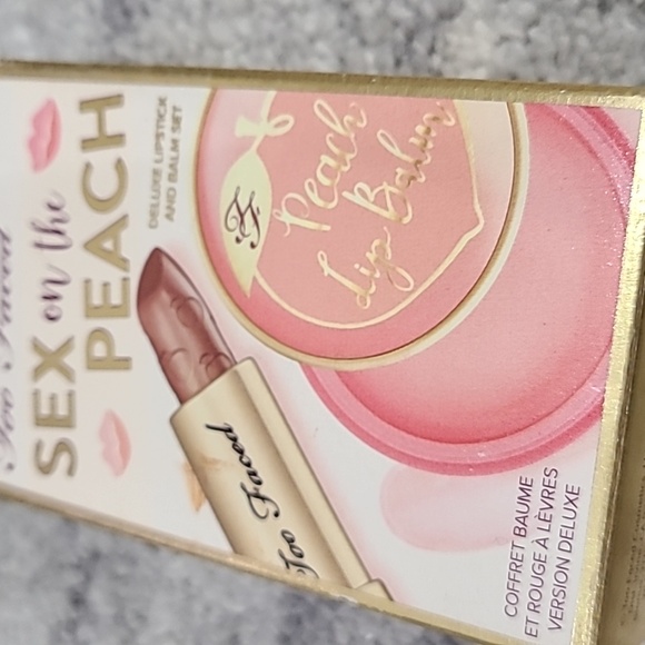 Too Faced Sex on the Beach Deluxe Lipstick/Balm Set - Picture 3 of 8